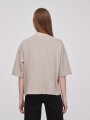 Remera Ahrnia Cemento