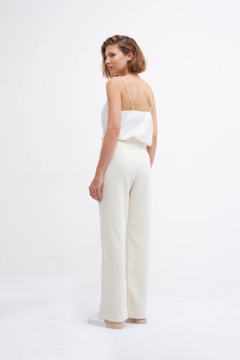 Pantalón con botón fantasia crudo