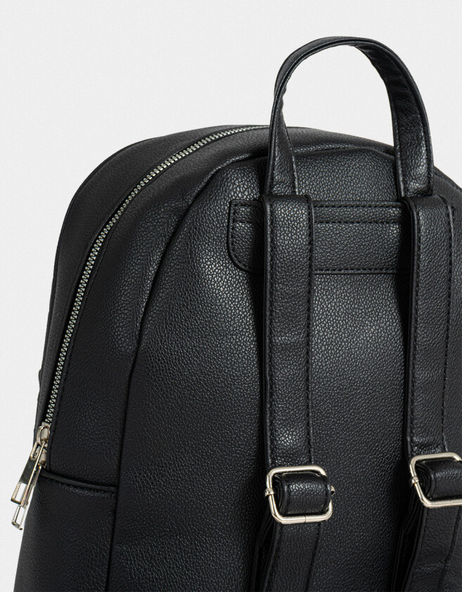 Mochilas Urbanas Tendencia Mochila De Cuerina Con Corazones Y Charms - Negro