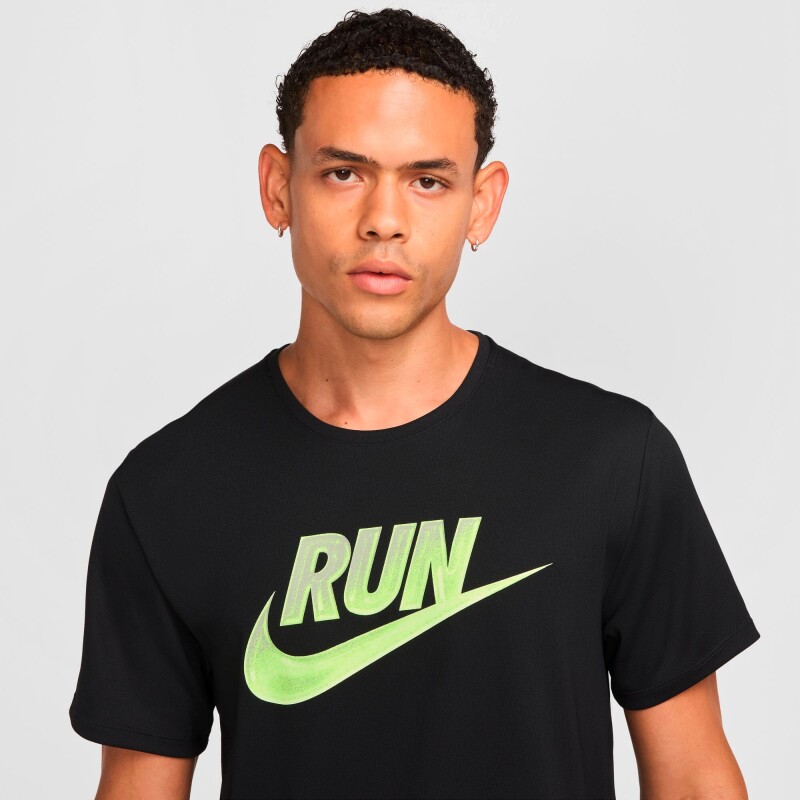 Remera Nike Run Energy Miler Top de Hombre Negro