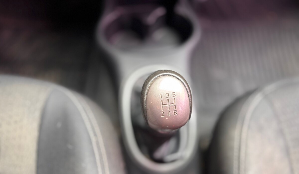 Nissan March Extra Full - 2014 Nissan March Extra Full - 2014