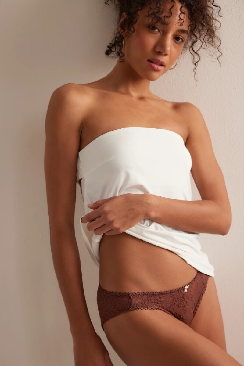 TOP RUNNING LATE Marfil