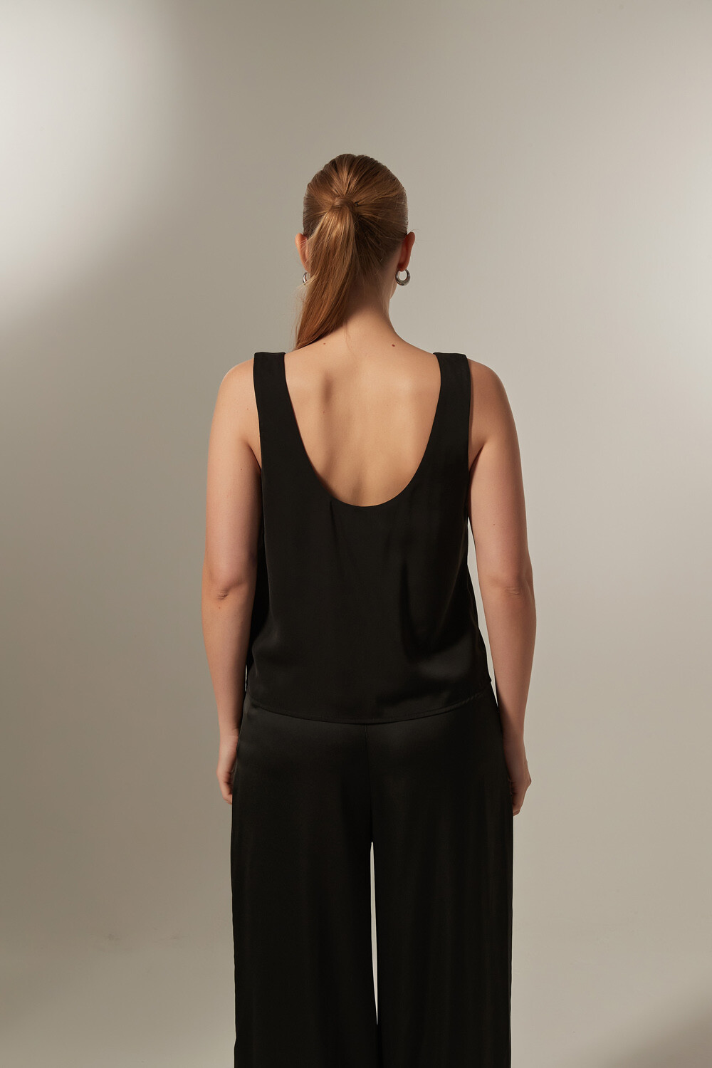 Musculosa Absi Negro