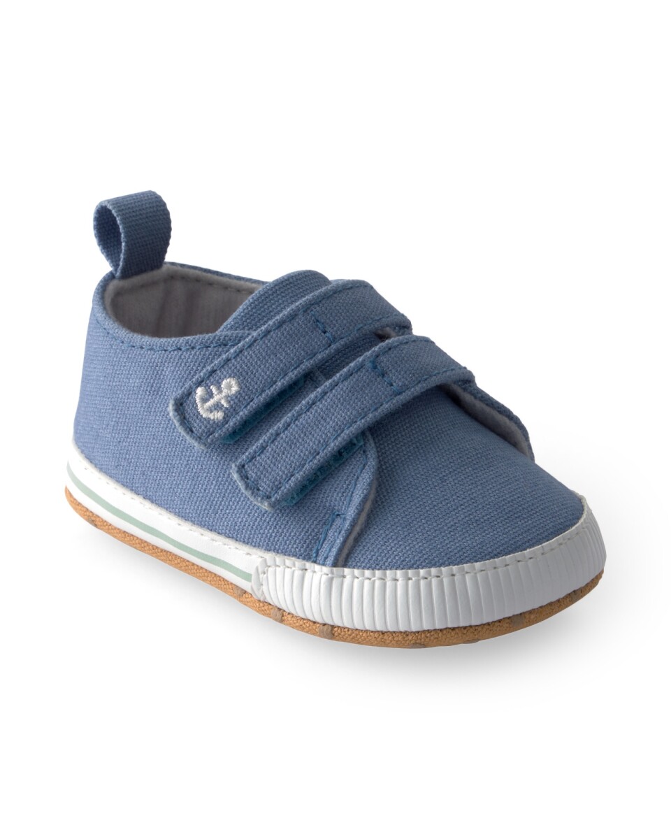 Zapatito chambray con velcro 