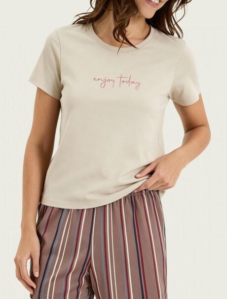 PIJAMA CORTA CON ESTAMPADO MARRÓN