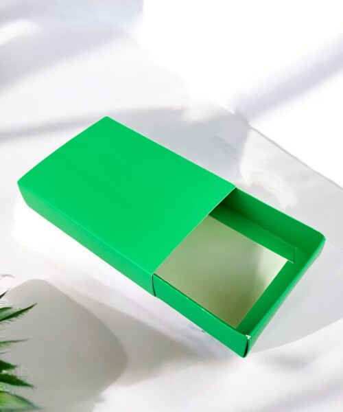 Caja tipo fosforo 10x14x3 cm VERDE