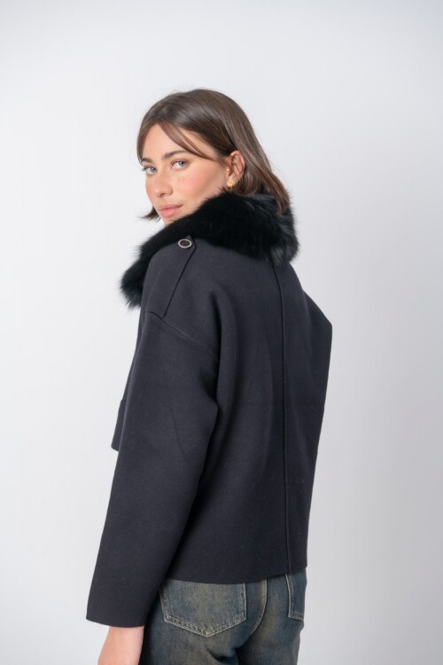Campera tejida con piel Negro