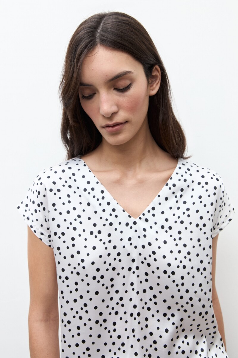 Blusa frente estampa lunares crudo