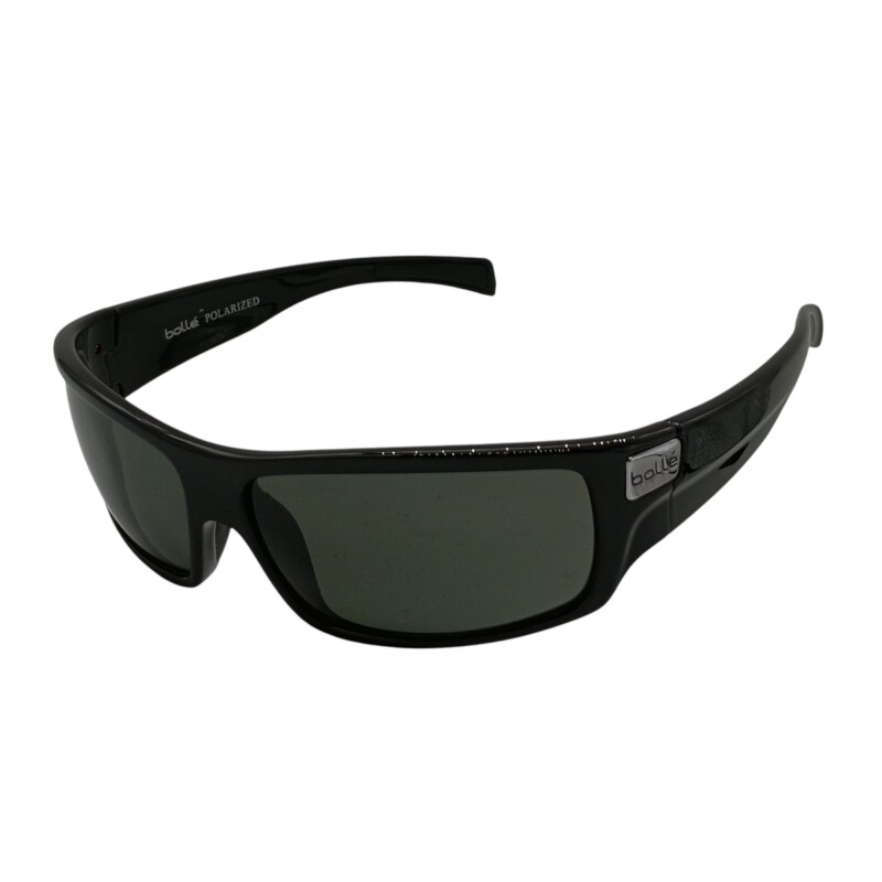 NE136220 negrouniforme