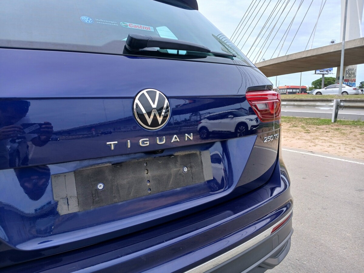 Volkswagen Tiguan 1.4 EXCELENTE ESTADO! | Permuta / Financia Volkswagen Tiguan 1.4 EXCELENTE ESTADO! | Permuta / Financia