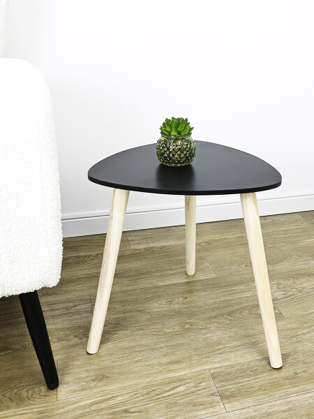 MESA TRIANGULAR NEGRO