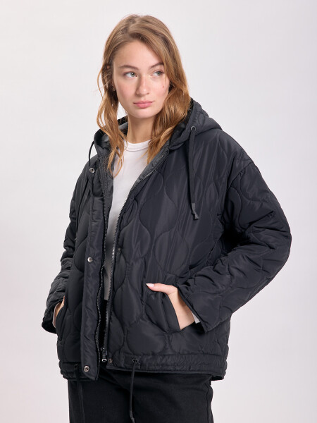 Campera capitoneada Negro