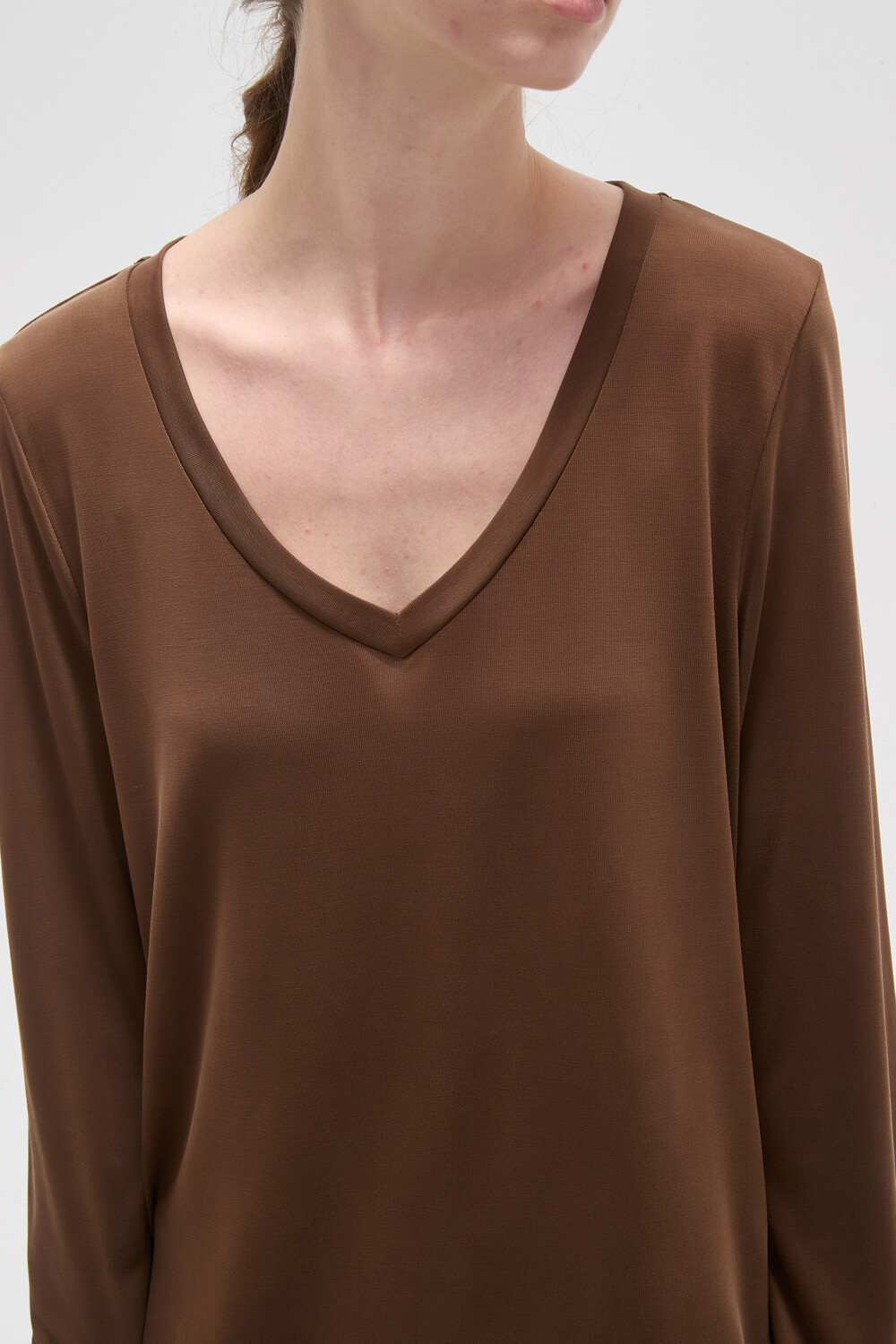 Remera Tivia Chocolate