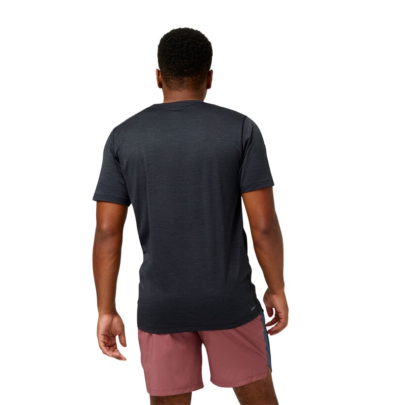 Remera New Balance de hombre - MT31095BKH BLACK