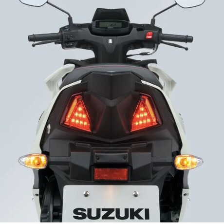 Suzuki Avenis 125 Gris