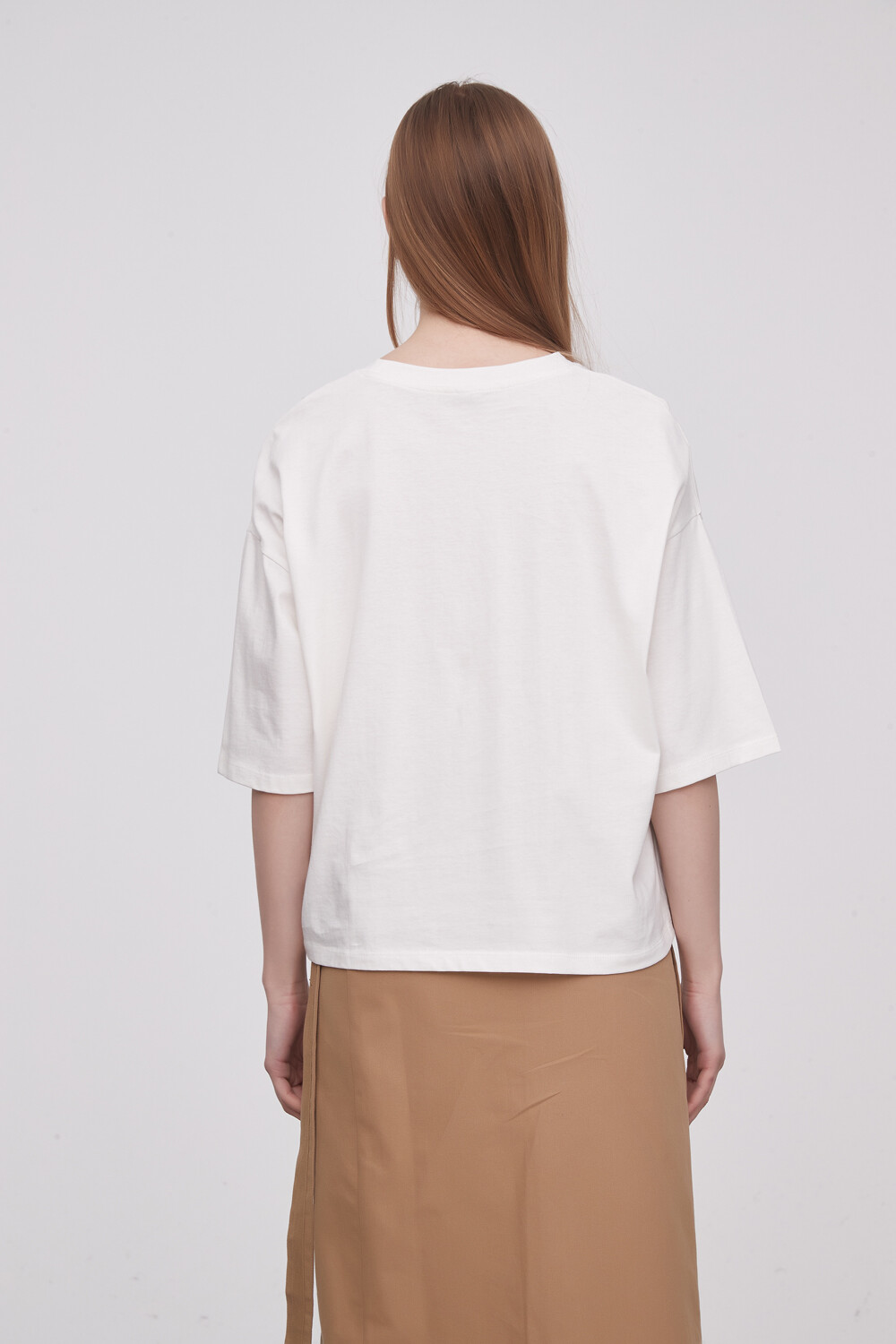Remera Ahrnia Marfil / Off White