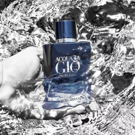 Perfume Giorgio Armani Acqua di Gio Profondo Edp 100 ml Perfume Giorgio Armani Acqua di Gio Profondo Edp 100 ml