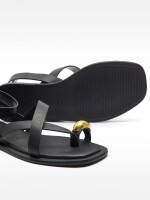 Sandalias De Piel Con Tiras Detalle Metálico negro