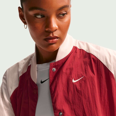 Campera Chaqueta De Mujer Nike Sportswear Rojo