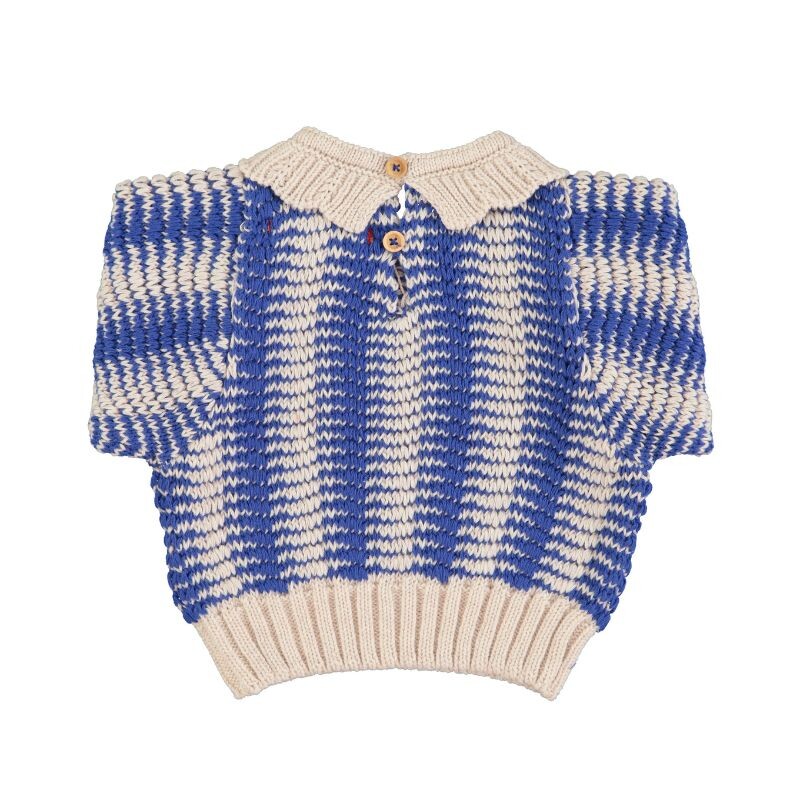 Blusa de hilo cuello con volados Blusa de hilo cuello con volados