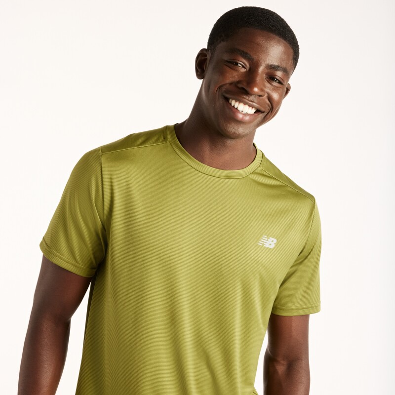 Remera New Balance de Hombre - Sport Essentials - MT41222GEE GREEN