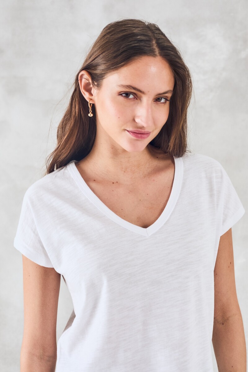 Remera Escote V Algodón Puro Blanco