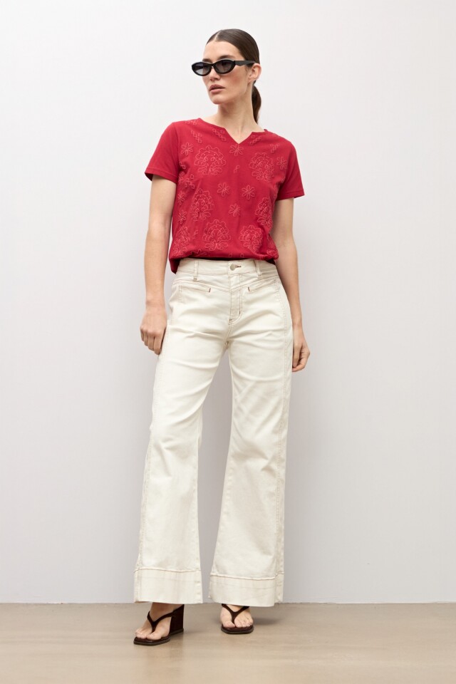 Remera puff print carmesí