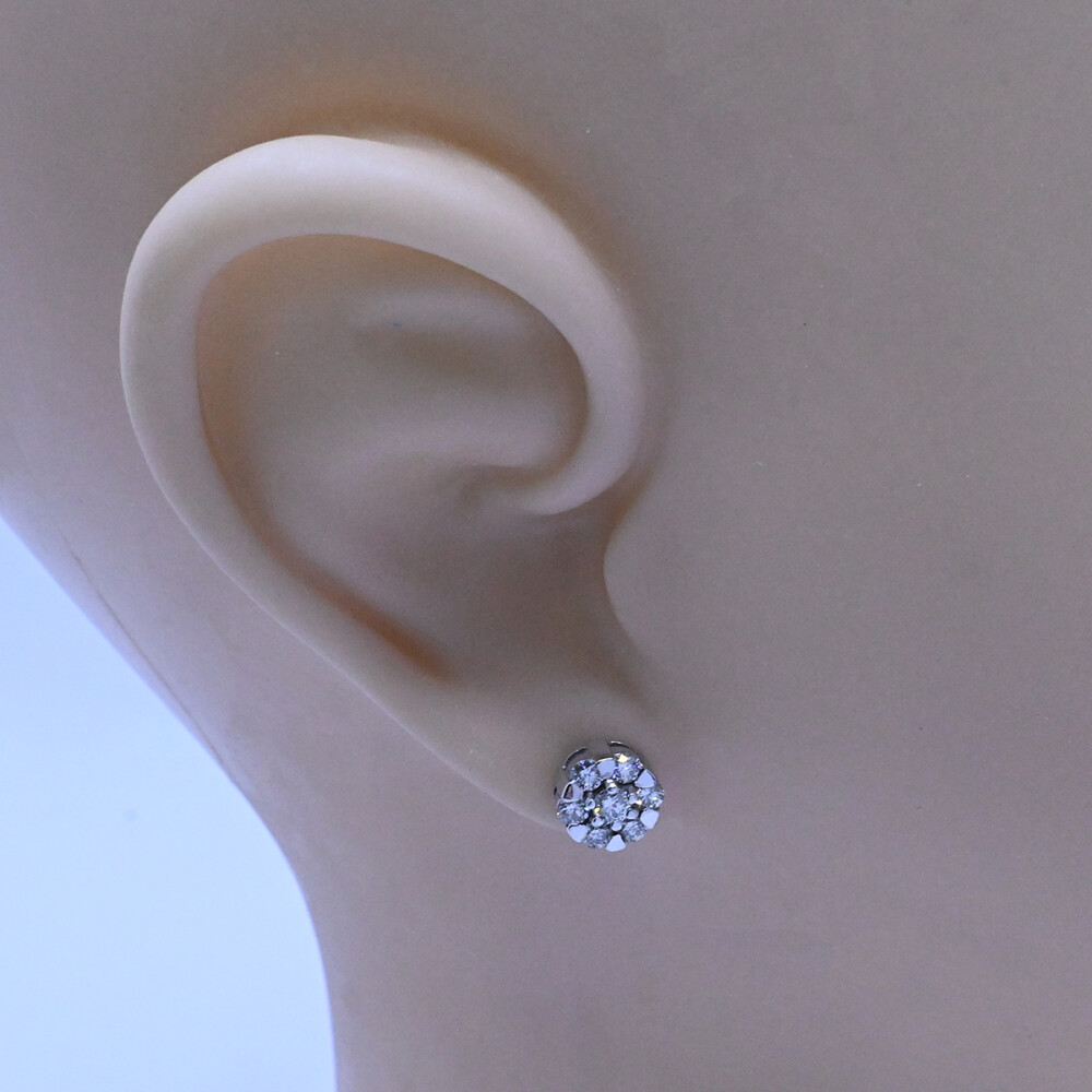 Caravanas oro 18k blanco con brillantes. Caravanas oro 18k blanco con brillantes.