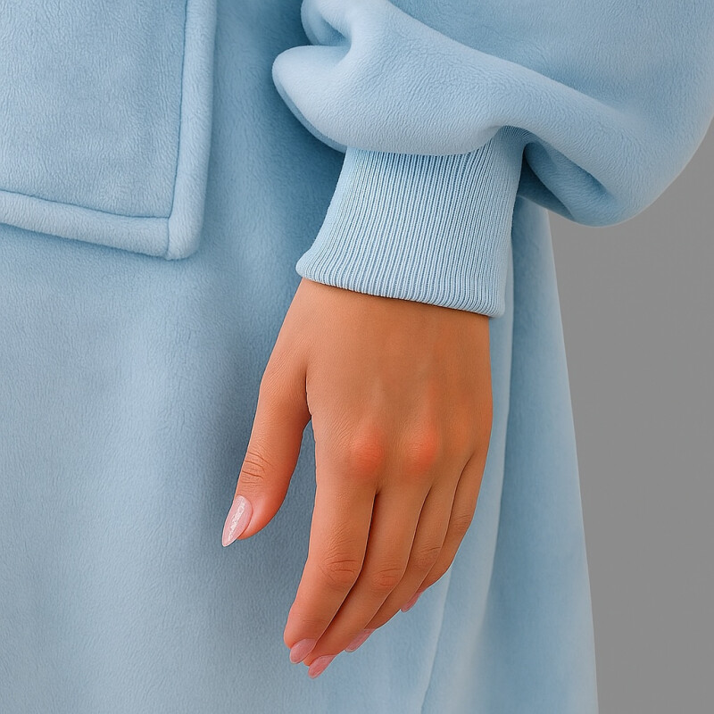 Buzo Manta Con Capucha Polar y Corderito unisex Celeste