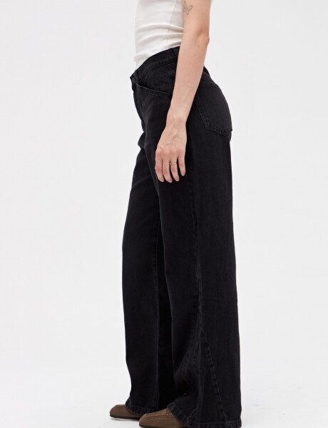 Jean Harriet Used Black 26