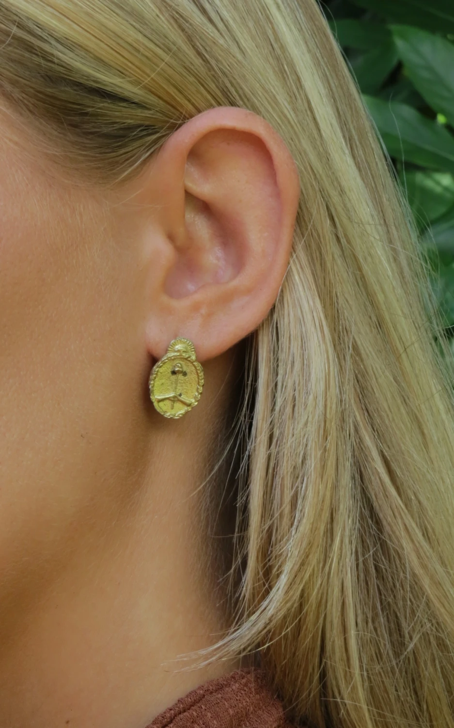 Escudo Earrings Argentina