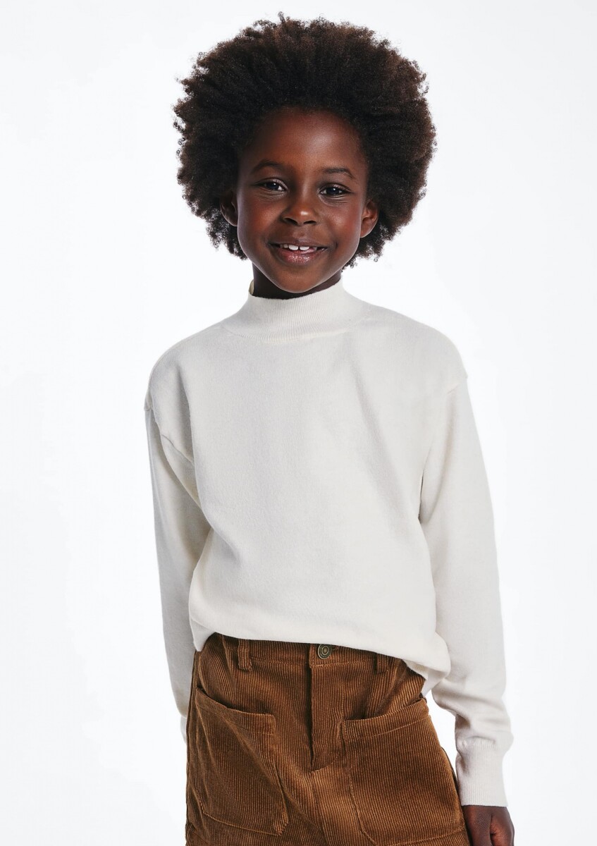 BUZO DE PUNTO DE CUELLO ALTO - BLANCO - BEIGE 