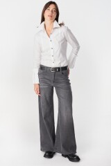 Jean Nyra Gris Oscuro