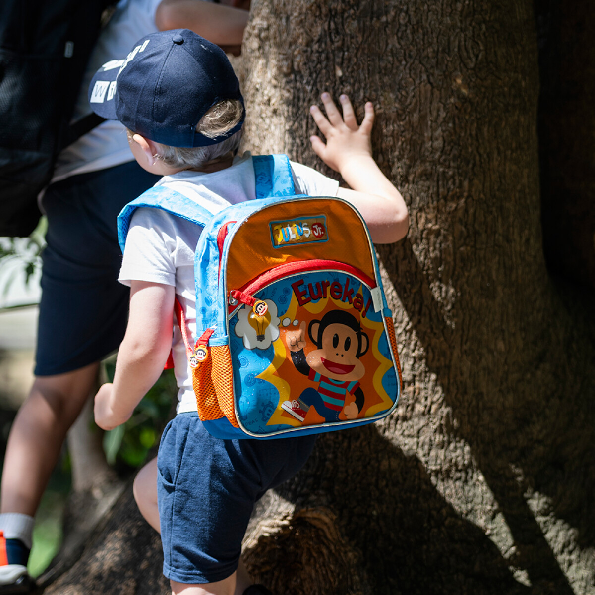 Mochila infantil Mono Julius 