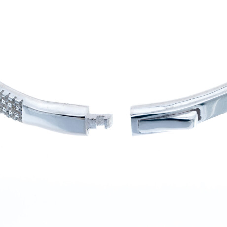 Esclava de plata 925 con circonias. Esclava de plata 925 con circonias.