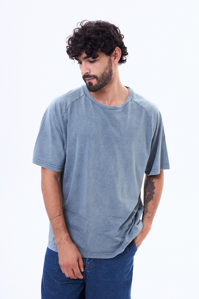 Remera Ares Gris