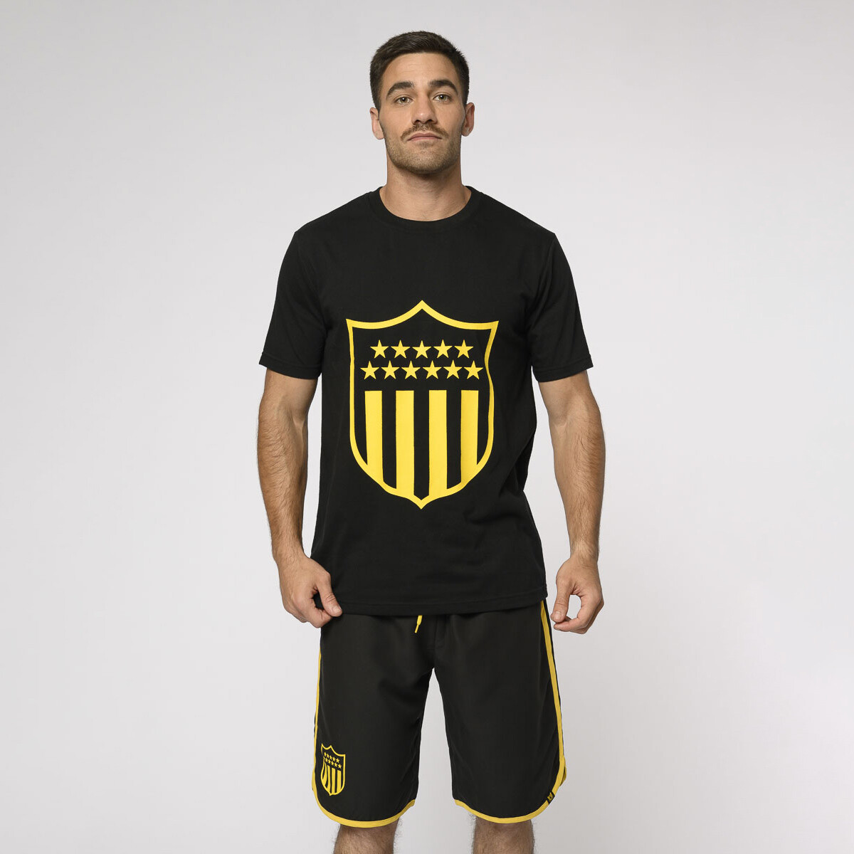 Remera Manga Corta CAP Escudo Peñarol Hombre - 023 