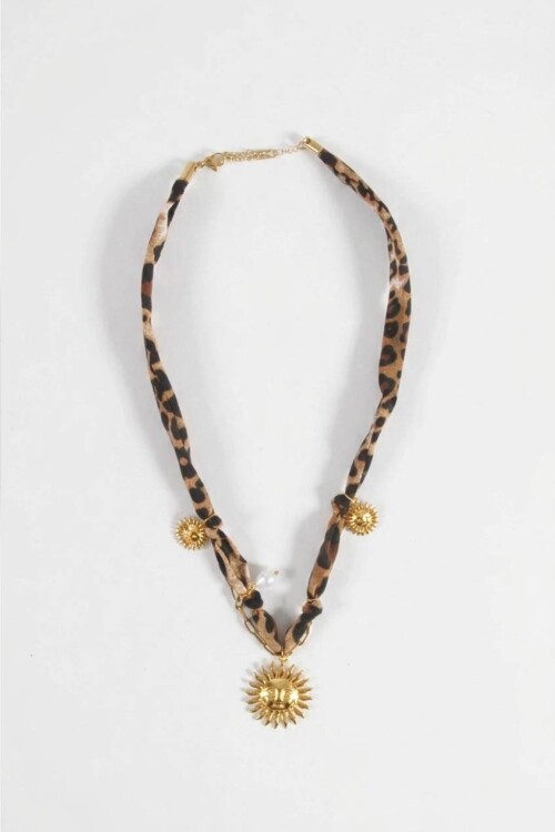 Collar tela dije sol acero dorado