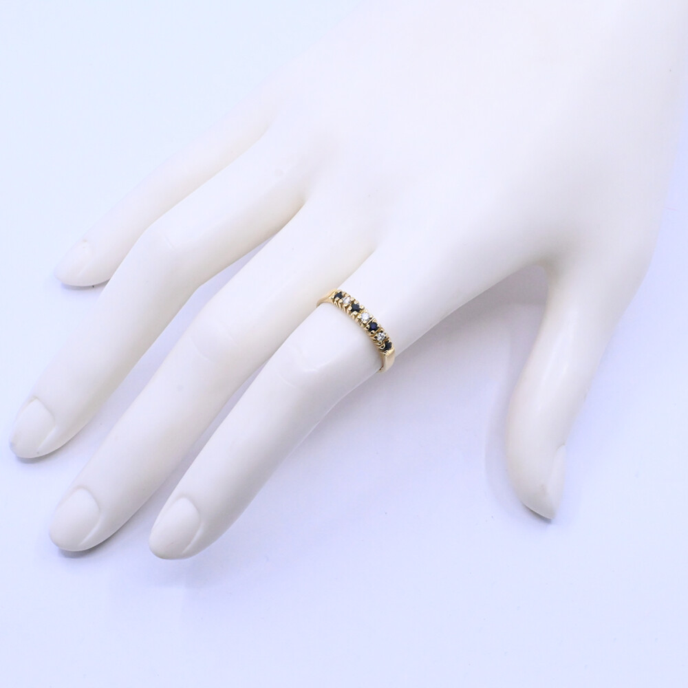Anillo medio sin fin oro 18k amarillo con 4 zafiros y 3 brillantes. Anillo medio sin fin oro 18k amarillo con 4 zafiros y 3 brillantes.