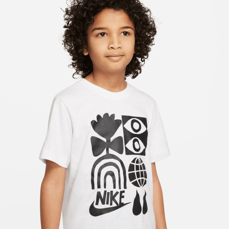 Young Athletes - Nike - NIKE B NSW TEE HBR STMNT GFX EXT WHITE de Niños - DR9732-100 Blanco