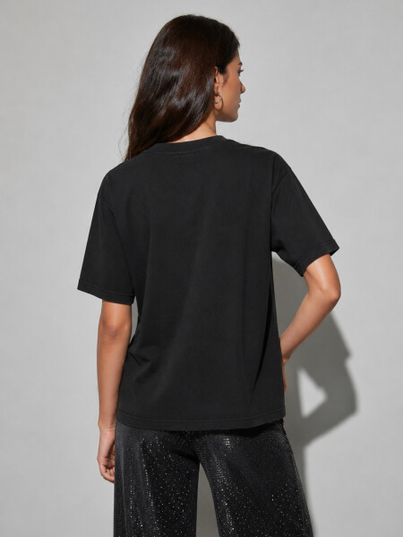 REMERA DENA TEXT VARIANTE 2