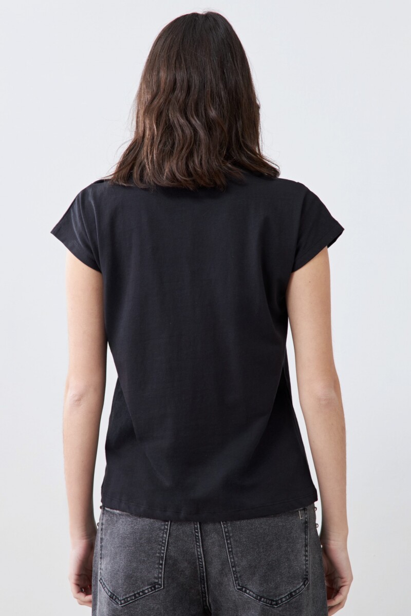Remera calada negro