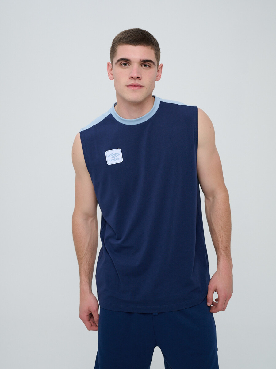 REMERA SIN MANGAS MIXTAPE Umbro Hombre - 001 