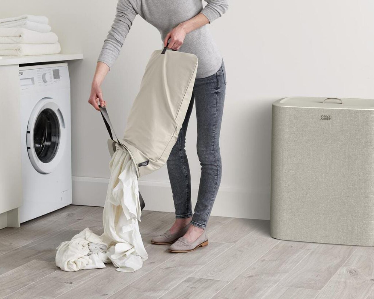 Cesto de Ropa Tota Trio™ 90 L 3 compartimentos Joseph Joseph Cesto de Ropa Tota Trio™ 90 L 3 compartimentos Joseph Joseph