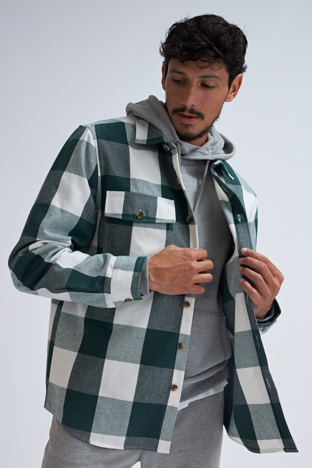 Sobrecamisa a cuadros Verde petr leo y blanco BAS Basic Simple