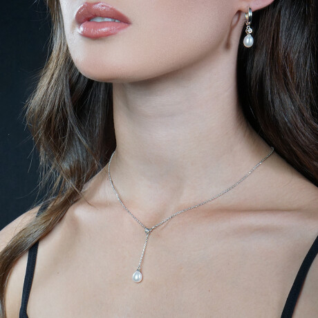 Colgante y cadena MOON Gota de cielo en plata 925 con brillante y perla Colgante y cadena MOON Gota de cielo en plata 925 con brillante y perla
