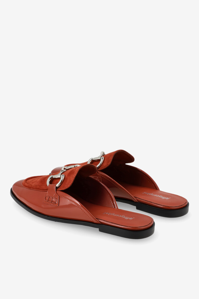 MOCASIN CHATO VELVIT-M Naranja