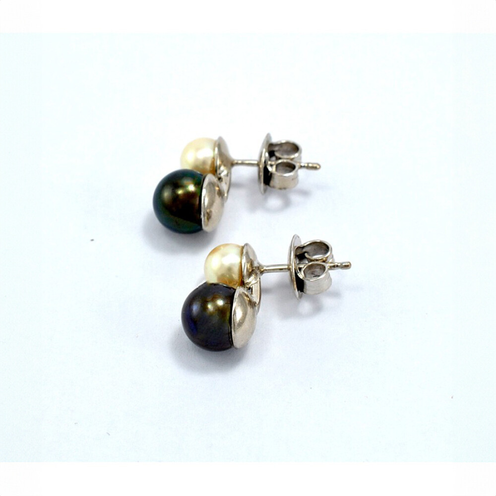 Caravanas Oro 18K Blanco, Perla Negra Y Perla Blanca De Cultivo Caravanas Oro 18K Blanco, Perla Negra Y Perla Blanca De Cultivo