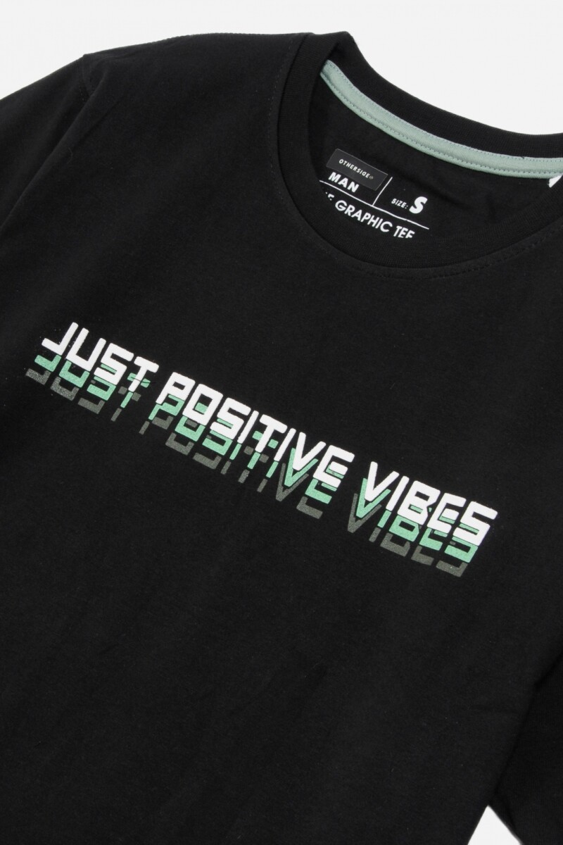 Remera Just Positive Vibes NEGRO