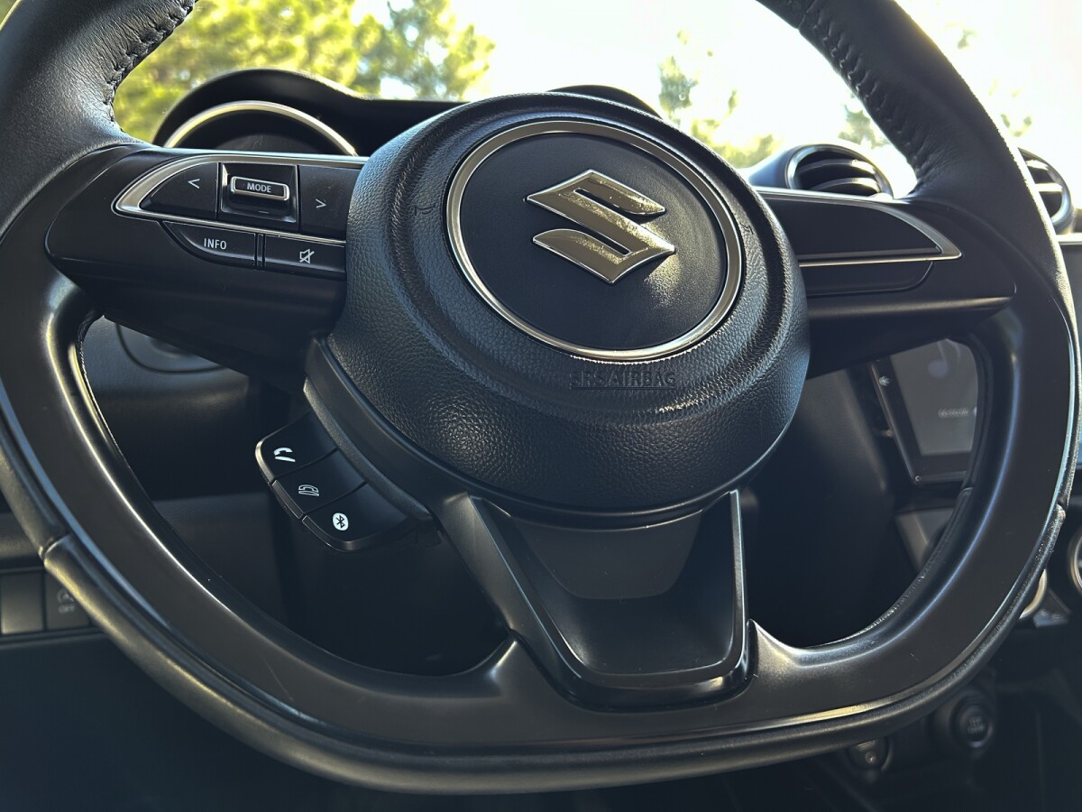 Suzuki Swift GLS Hybrid EXCELENTE ESTADO!|Permuta / Financia Suzuki Swift GLS Hybrid EXCELENTE ESTADO!|Permuta / Financia